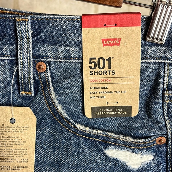 Levi’s 501 Distressed Shorts NWT - Picture 5 of 10